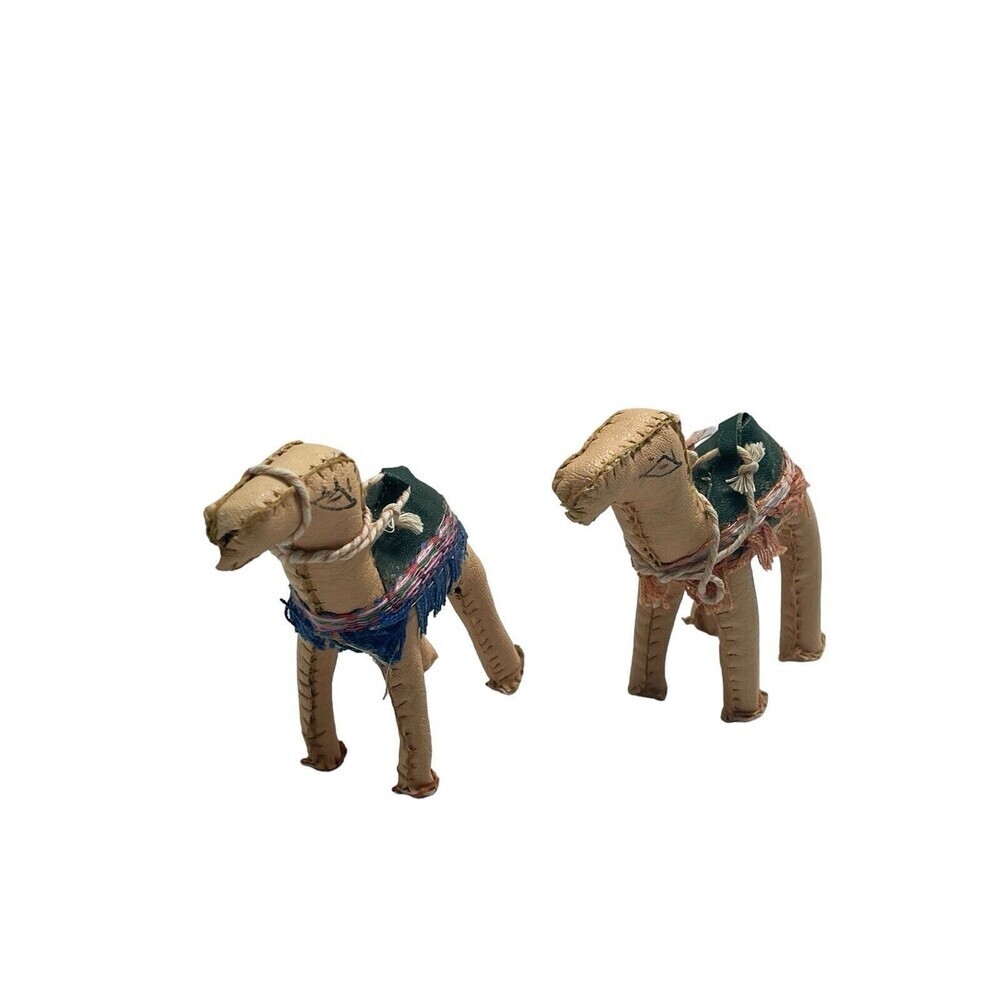 Vintage lot of 2 Arabian Camels Hand Stitched Stuffed Leather Art Figures 6.5”